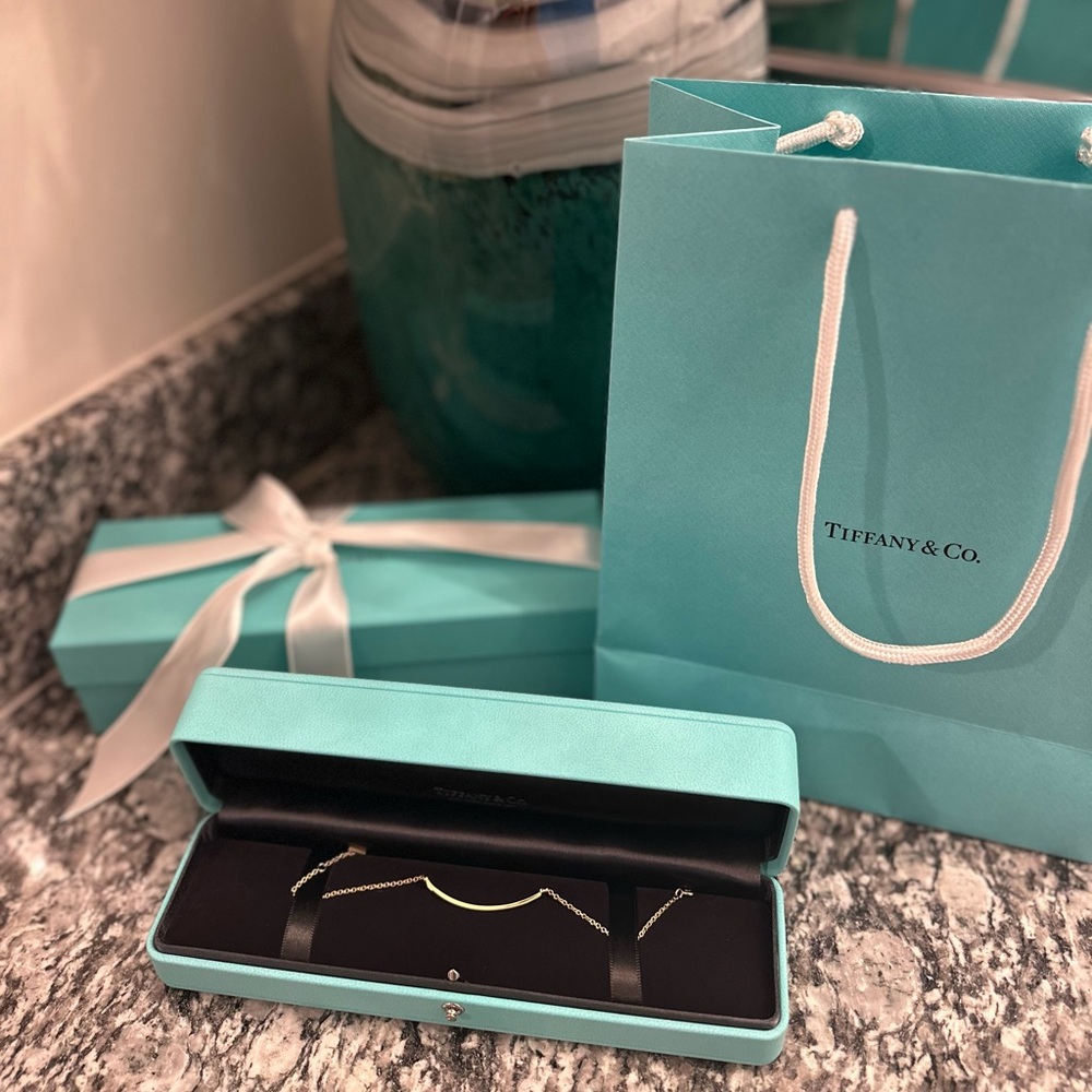 Tiffany smile bracelet